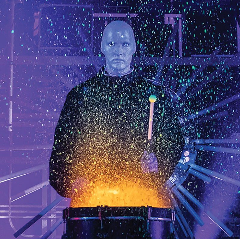 TP_0120_BlueManGroup_2.jpg